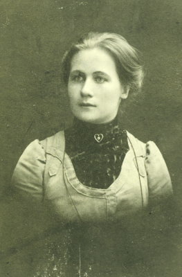 Alma Jokinen oli ensimmäinen tamperelaissyntyinen naiskansanedustaja. (Kuva: Nyblin Vasa / Työväen arkisto)