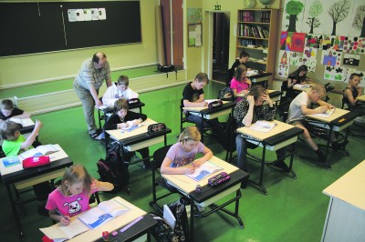 Ylöjärven alakoulujen oppilailla voi tulevaisuudessa olla jo yllättävän monta vierasta kieltä lukujärjestyksessä. (Arkistokuva)