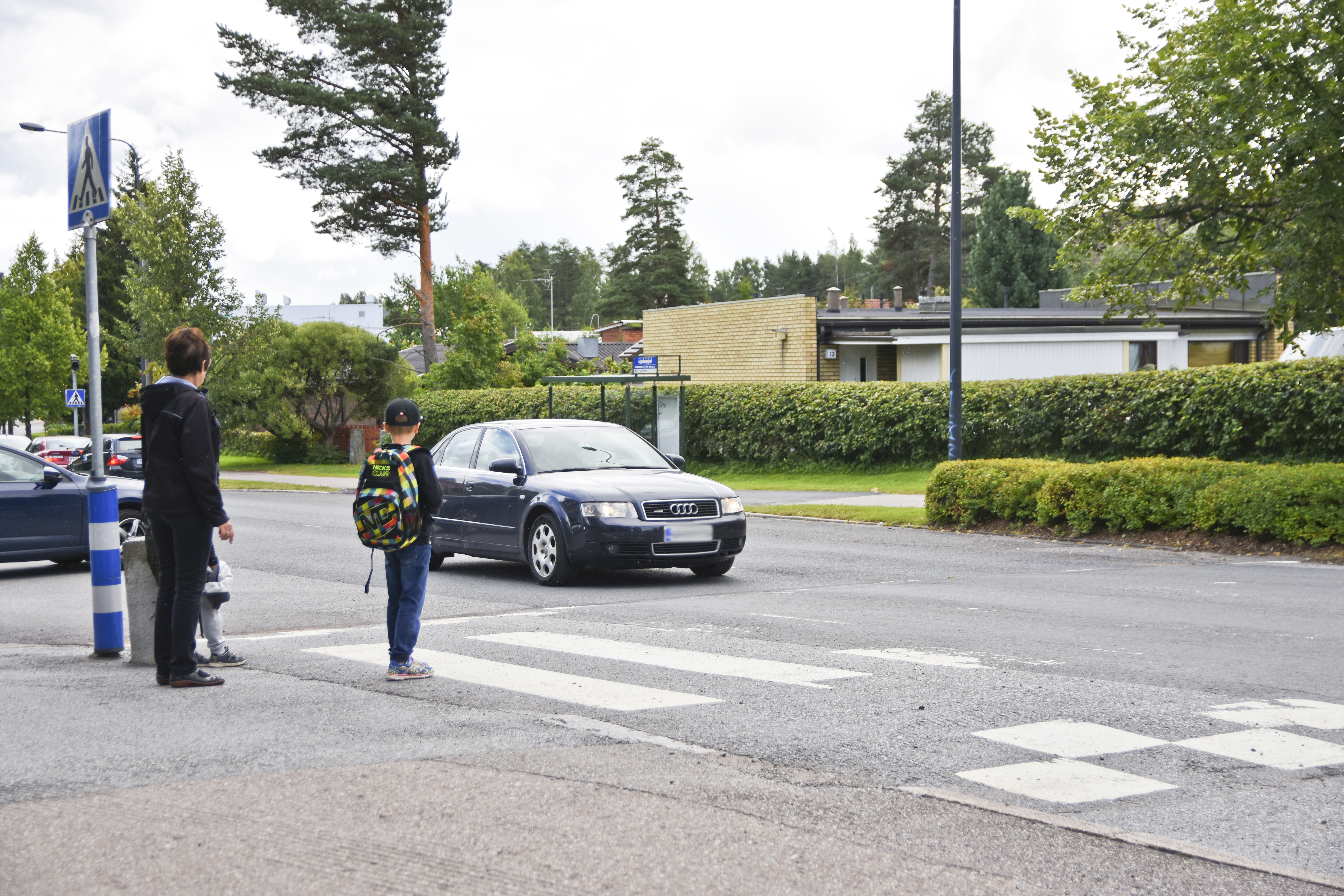 Poliisi valvoo keskiviikkona tehostetusti sekä autoilijoita että kevyttä liikennettä – Näitä vaaranpaikkoja pidetään erityisesti silmällä