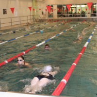Urheilijoissa tehdään kovia uimareita