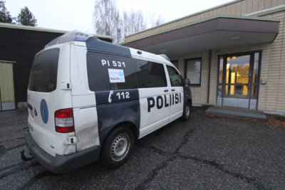 Poliisin partioita näkyy Ylöjärven katukuvassa myös tulevaisuudessa, vaikka tuttu taukopaikka poliiseilta poistuukin.