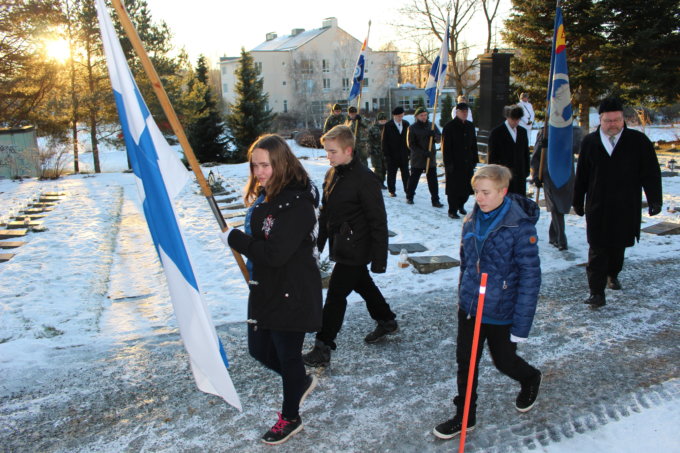 Itsenäisyyspäivä, Ylöjärven hautausmaa