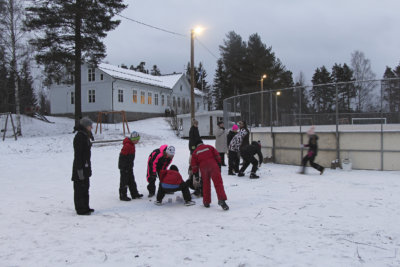Karhen koulu, luonto- ja ympäristökoulusertifikaatti, Anna-Kreeta Toivio, kuva: Iiria Lehtinen