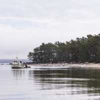 Muista pitää pelastusliivit mukana veneessä, mieluiten puettuna – Ylöjärven vesillä sakotettiin veneilijää, jolta liivit olivat unohtuneet