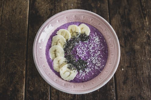 Katso YU:n henkilökunnan kesäreseptit ja testaa niitä itse – Loihdi  terveellinen ja raikas smoothie bowl - Ylöjärven Uutiset