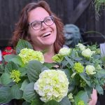 TV:stä tuttu pihasuunnittelija Tanja Nieminen YU:n podcast-vieraana: ”On ihaninta, kun pihasta tulee ihmisten oma”