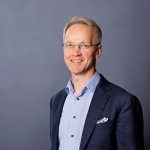 Suomi-rata Oy esittelee ratalinjausvaihtoehtojaan iltapäivällä, toimitusjohtaja Timo Kohtamäki kokee nyt urheilujuhlan tunnetta