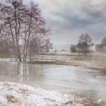 Ympäristökeskus varoittaa: Kadut voivat tulvia Etelä-Suomen taajamissa