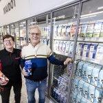 Jaakko ja Terttu Pirtinaho laittavat pisteen kauppiasuralleen – 38 vuoden yrittäjyys jää ruokakaupan historiaan