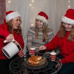 Elsan, Annin ja Seelan joulukauppa ja -kahvila avaa ovensa perjantaina: Nuoret 4H-yrittäjät haluavat tarjota asiakkailleen aitoa joulutunnelmaa