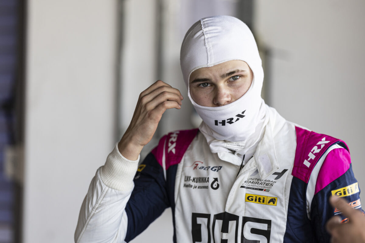 Ylöjärveläinen kuljettajalahjakkuus Luka Sammalisto valloittaa nyt Formula 4 -luokkaa maailmalla