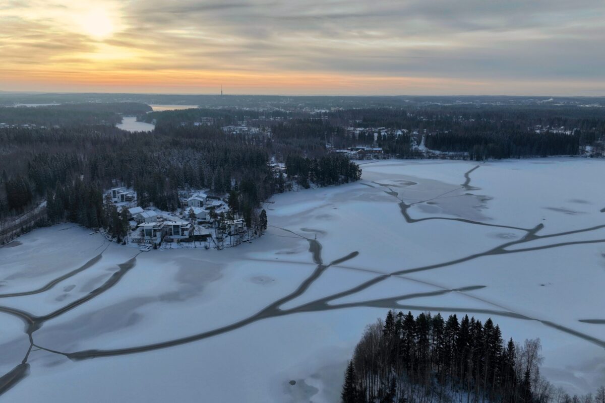 Ylöjärvi haluaa huutokaupata tontin hulppealta asuinalueelta, josta avantosauna sai lähtöpassit