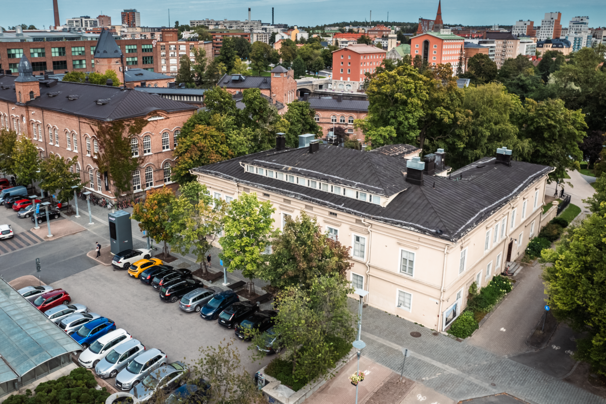 Orivesiläinen Sp Sinetti rantautuu Tampereelle avaten konttorin Keskustorille